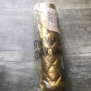 Gold fancy weather umbrella with fun carrying case